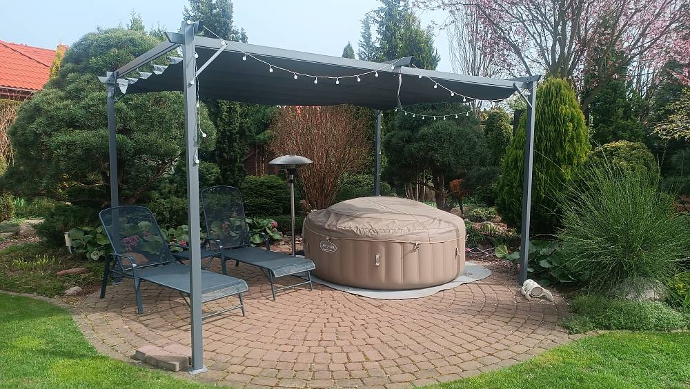 Gartenpergolen: stilvolle Struktur und funktionaler Schatten für moderne Außenbereiche